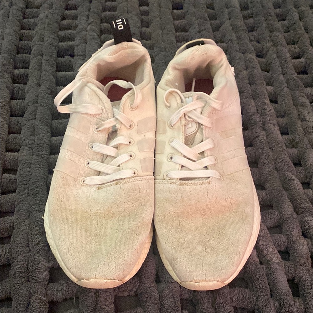 Adidas Men’s White Sneakers